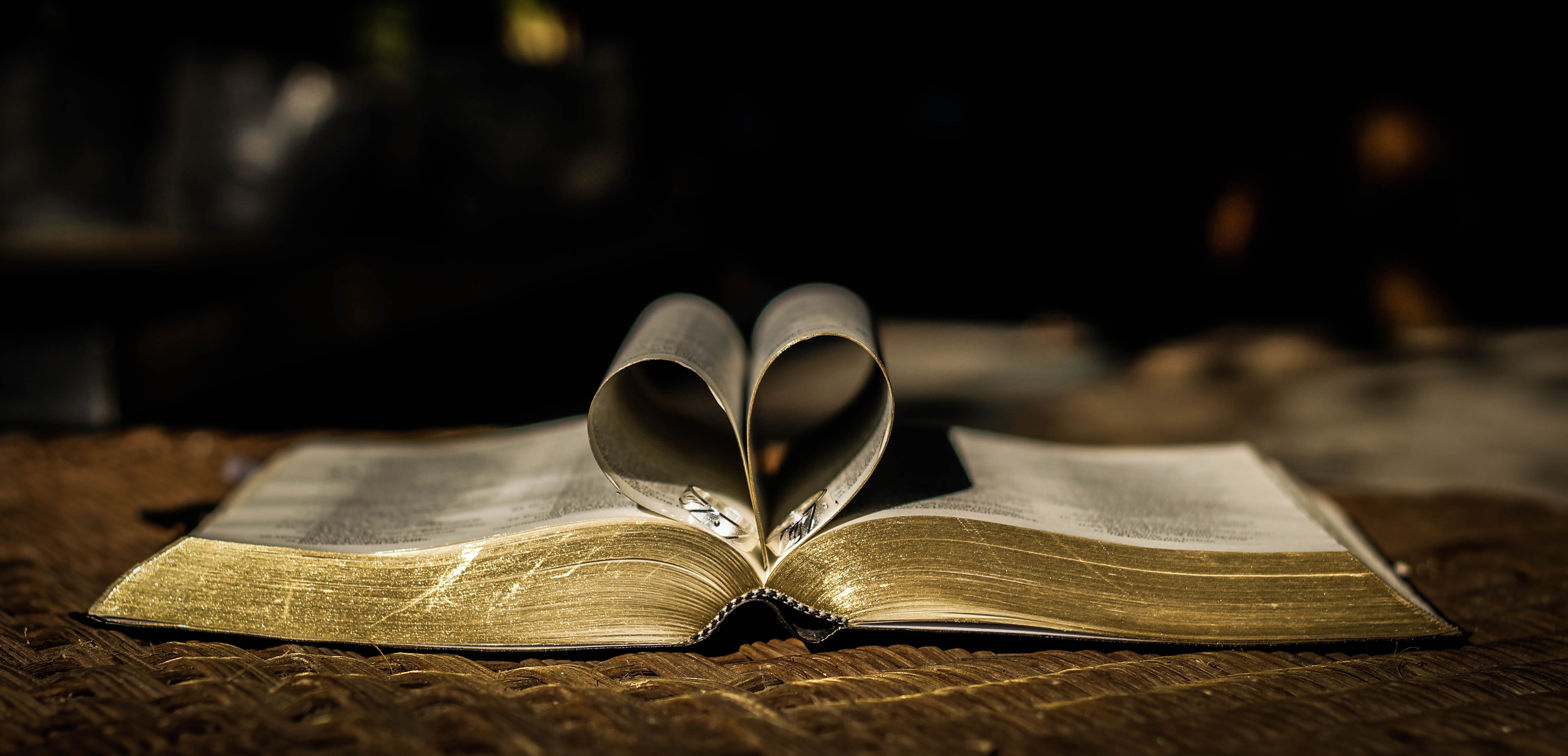 15 Bible Verses About Love and Marriage