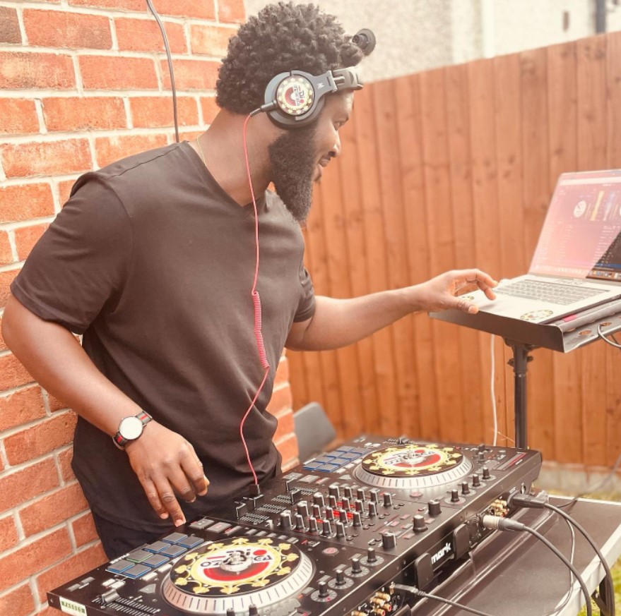 Dj Ozberga – Ghanaian African Wedding DJ UK
